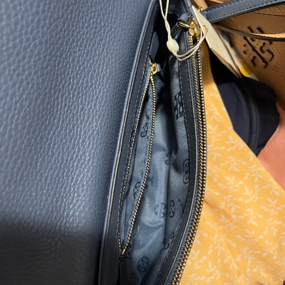 Crossbody Tory Brunch in good condition - Picture 2 of 3